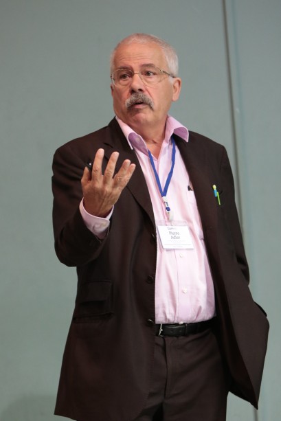 COMUS17 - Professor Pierre Adler